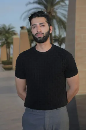 Half Sleeve Knitted Tee Round Neck Raven Black