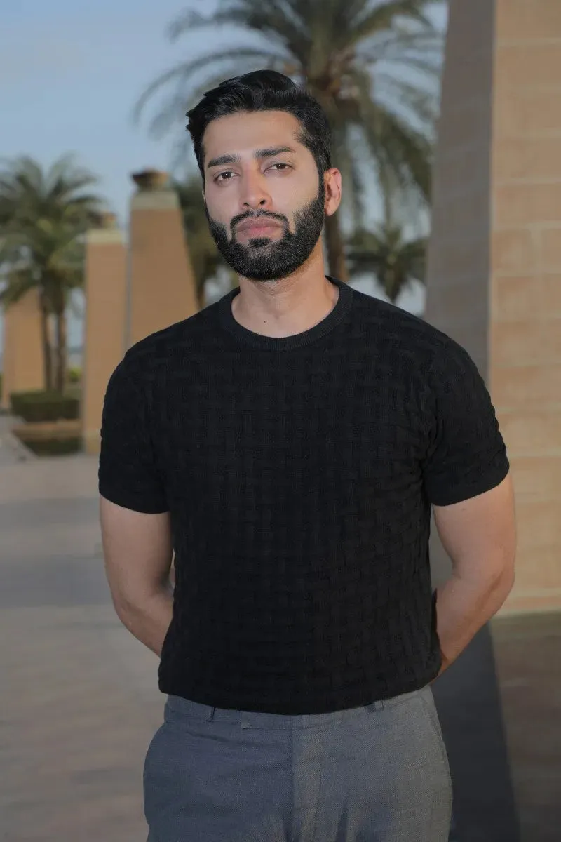Half Sleeve Knitted Tee Round Neck Raven Black