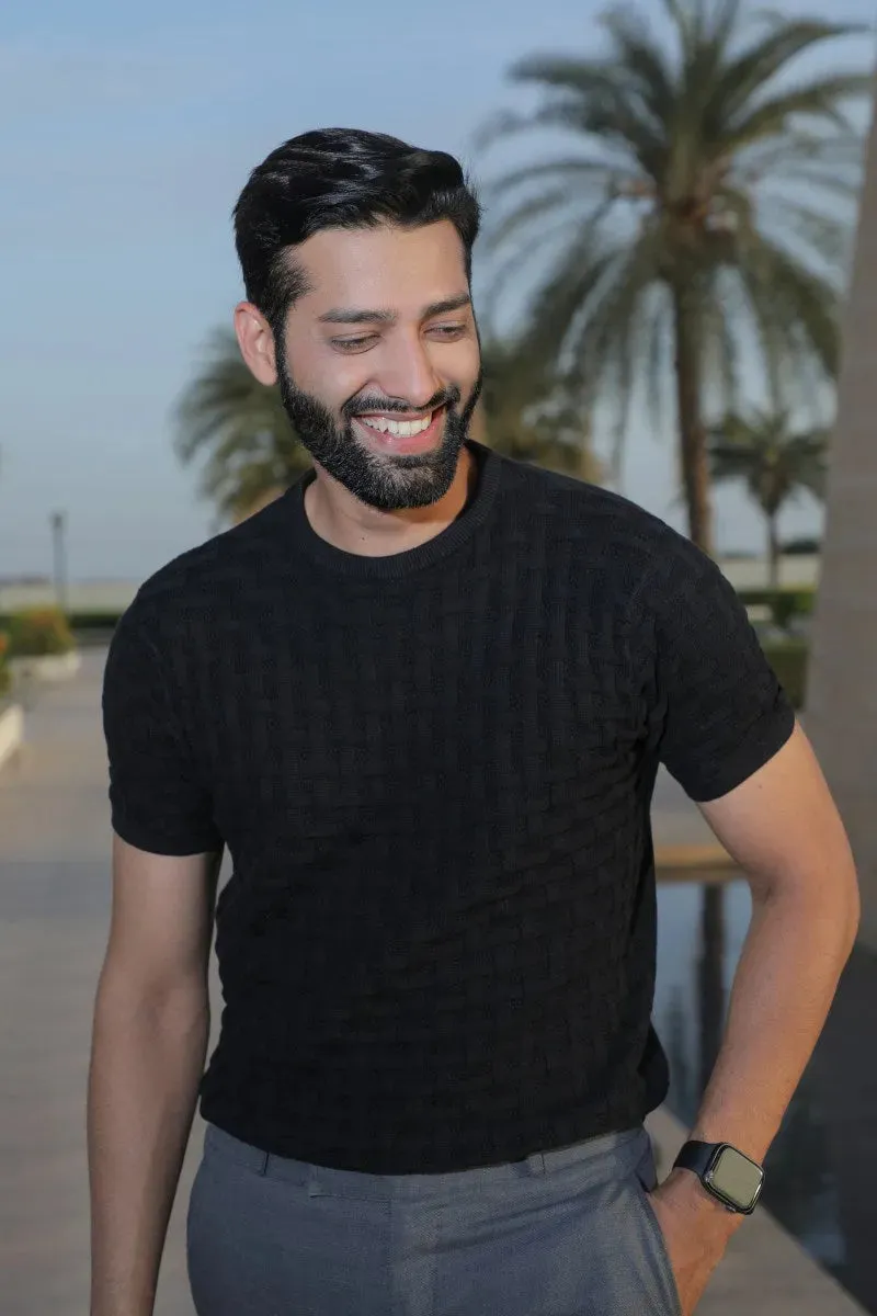 Half Sleeve Knitted Tee Round Neck Raven Black