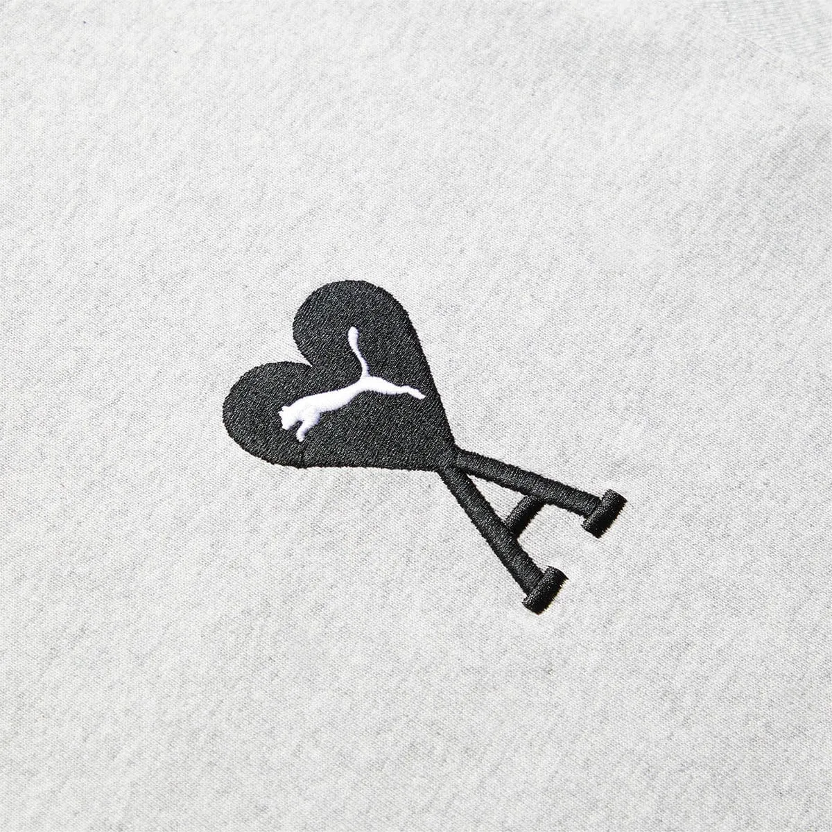 X AMI GRAPHIC TEE